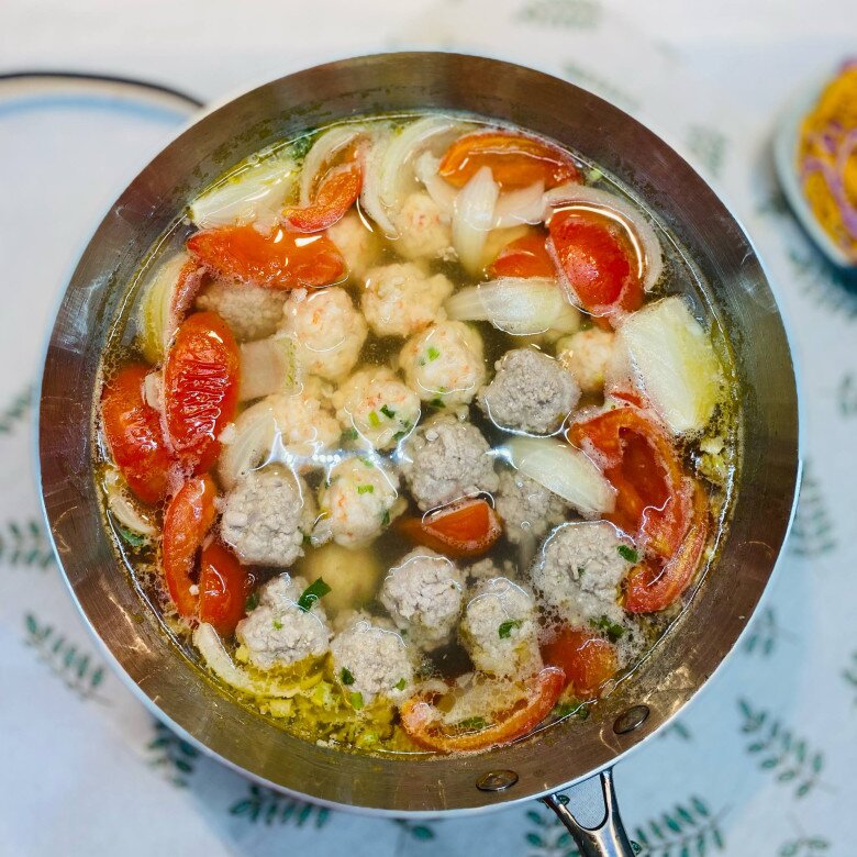 Vét tủ lạnh: Nhà còn ít tôm, thịt đem nấu ngay thành món này được bữa ăn đổi gió, chẳng cần đến cơm - 6