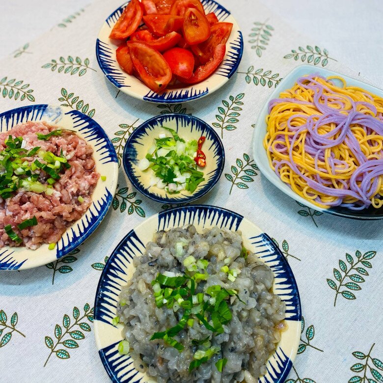 Vét tủ lạnh: Nhà còn ít tôm, thịt đem nấu ngay thành món này được bữa ăn đổi gió, chẳng cần đến cơm - 3