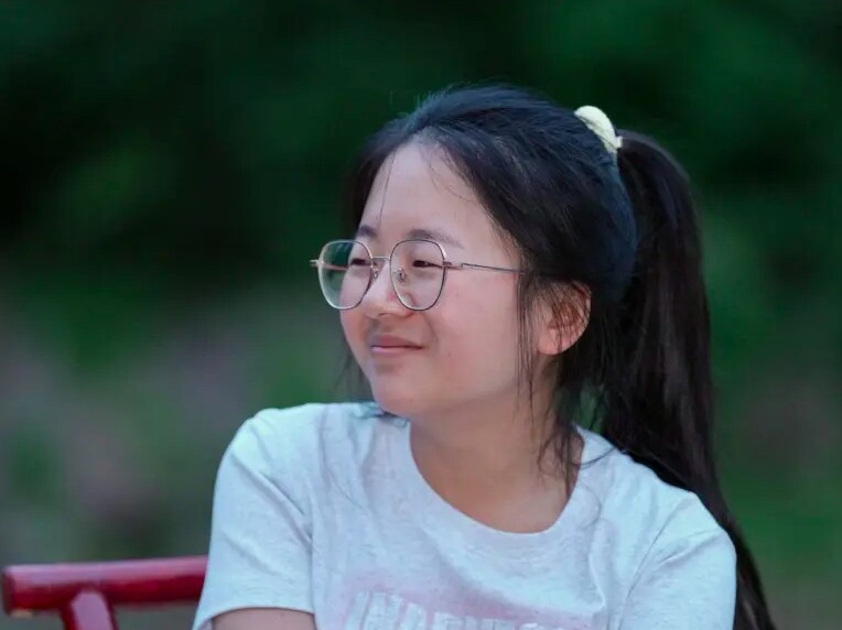 amp;#34;Búp bê thủy tinhamp;#34; chinh phục đại học bằng nghị lực thép, kết quả khiến nhiều người kinh ngạc - 2