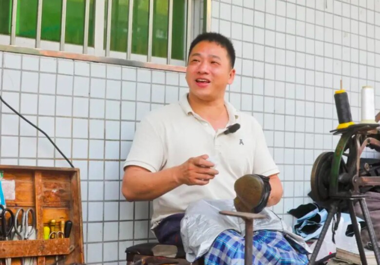 Từ thợ sửa giày không chân đến Á quân cử tạ, người đàn ông ôm ước mơ diễn thuyết tại Đại học Harvard - 2