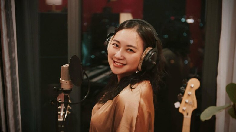 Khánh Linh học được ở bố sự kiên nhẫn, rèn luyện không ngừng.
