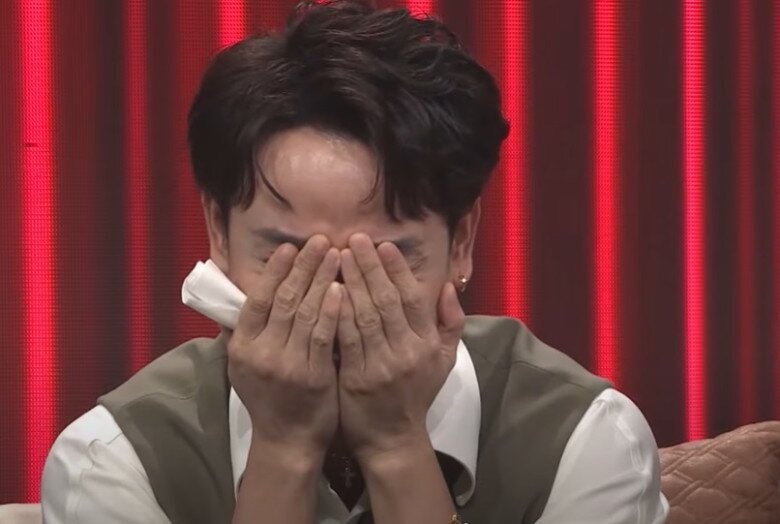 Trúc Nhân khóc nức nở khi nhìn thấy cậu bé Pi xuất hiện ở trường quay.