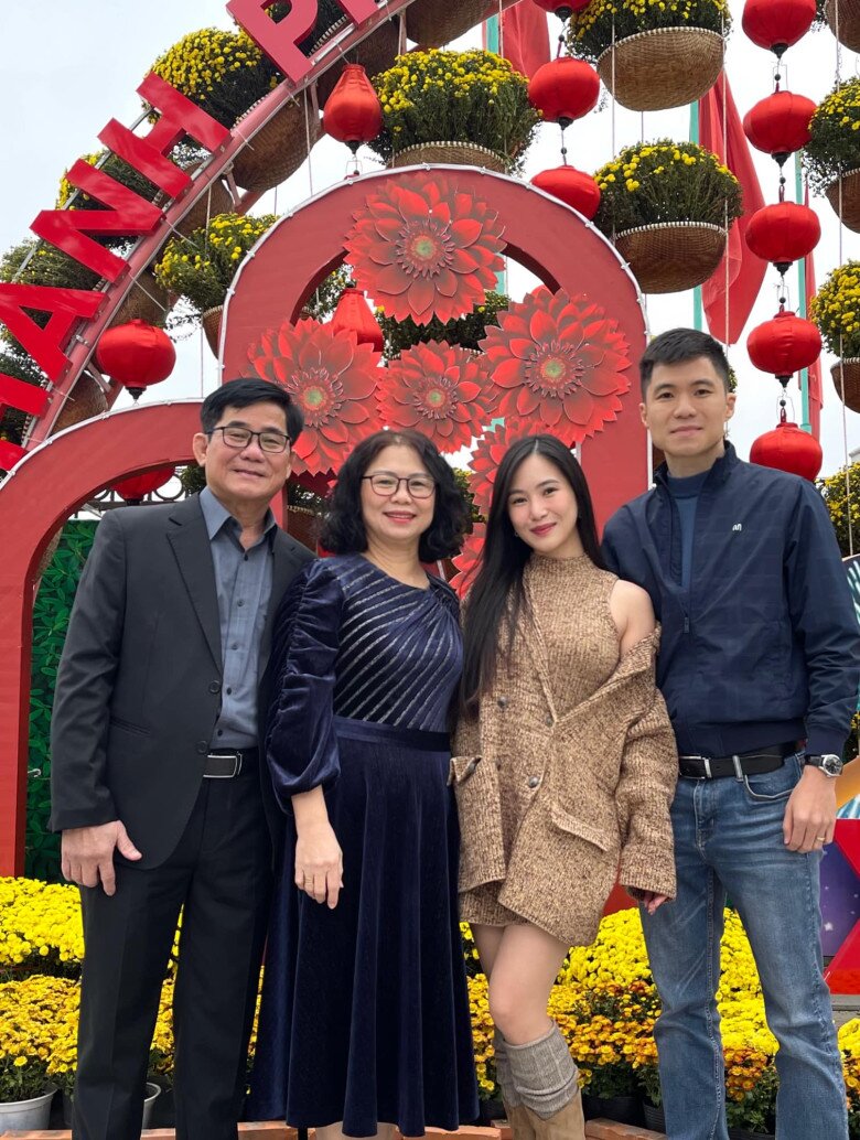 2 người con của NSND Tiến Dũng đều được thừa hưởng khiếu âm nhạc.