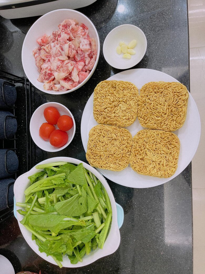 Lý do MC amp;#34;Chúng tôi là chiến sĩamp;#34; hiếm khi thể hiện tài nấu nướng, bữa cơm nhà hao cơm làm nhiều người xuýt xoa - 5