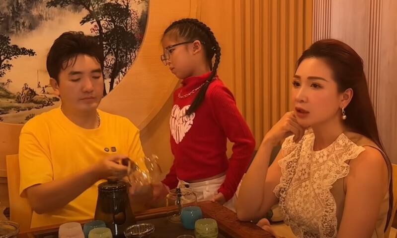 Triệu Ái Vy kể lại biến cố bị đột quỵ.