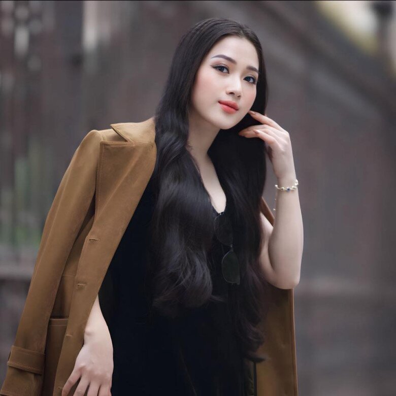 Cô được mệnh danh là ngọc nữ bolero.