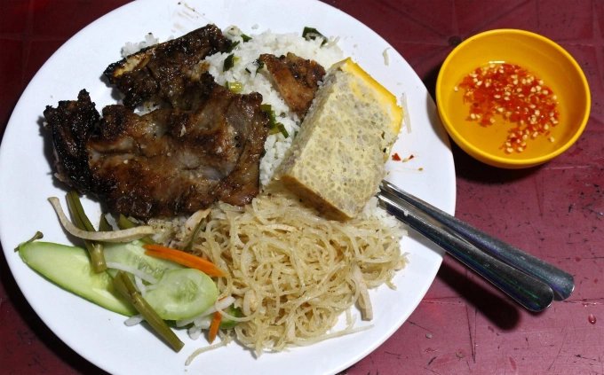 Món cơm tấm hấp dẫn