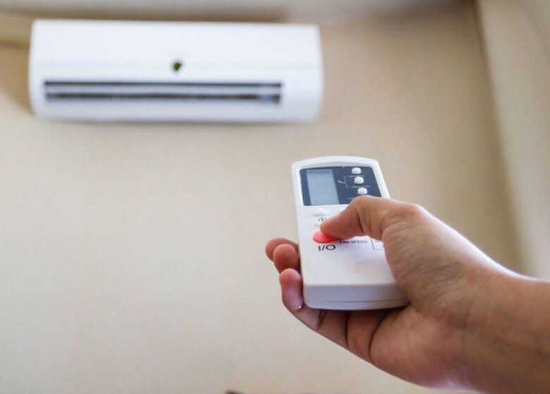 Người dân cần biết cách sử dụng điện tiết kiệm ngay cả thời điểm nắng nóng đỉnh điểm (Ảnh minh họa)