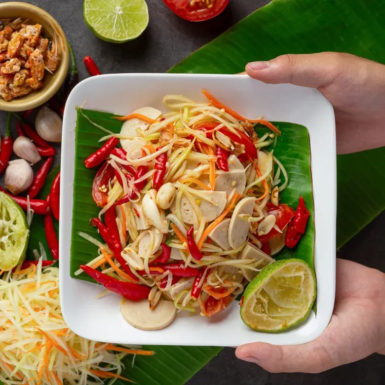 Nhất định phải thưởng thức gỏi Thái siêu cay