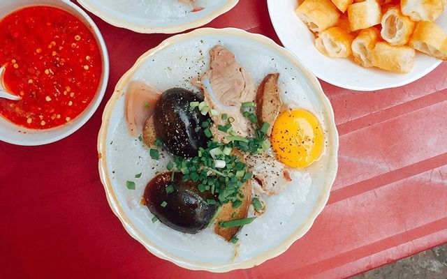 Bát cháo sườn thơm ngon