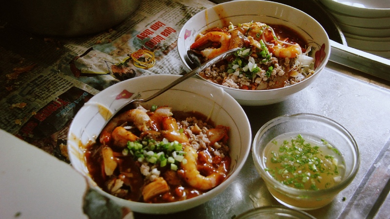 Hủ tiếu thơm ngon níu chân thực khách