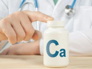Sức khỏe - Các thời điểm uống canxi có lợi nhất