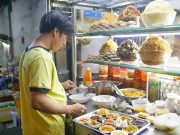 Lifestyle - Đi tìm những hàng cháo lâu đời nhất Sài Gòn, có tiệm “cháo trắng hít bụi” dù nắng hay mưa vẫn đông nghịt khách