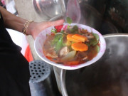 Lifestyle - Ở Sài Gòn có phố ẩm thực chay 50 năm tuổi, khởi nguồn từ món hủ tiếu trứ danh, bán tới 2 giờ sáng không ngơi tay