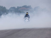 Tin tức - Tài xế "cay mắt" vì khói rơm mù mịt trên cao tốc, quốc lộ qua Hà Tĩnh