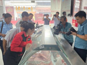 Tin tức - Nhiều địa phương vào cuộc kiểm tra cửa hàng, lò mổ liên quan C.P. Việt Nam