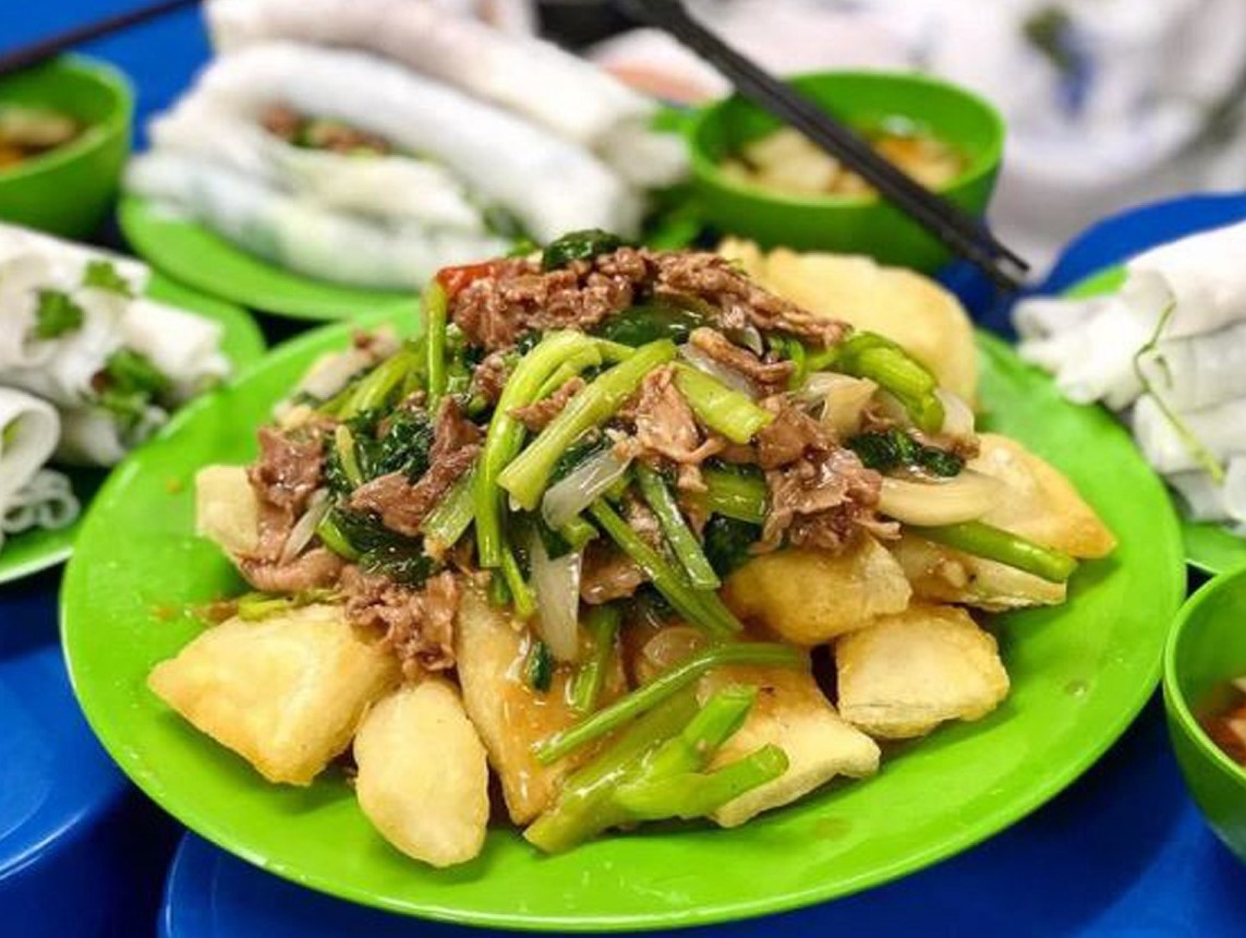 Đĩa phở chiên giòn thơm ngon