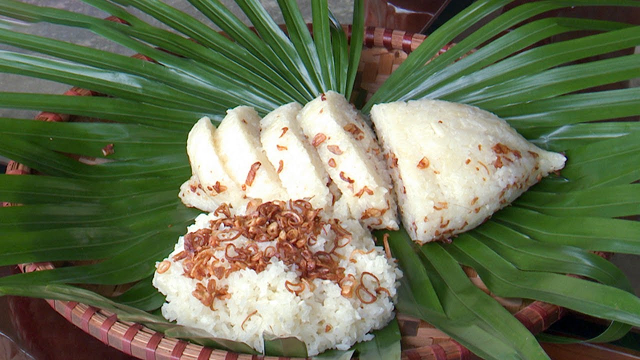 Cơm nắm lá cọ