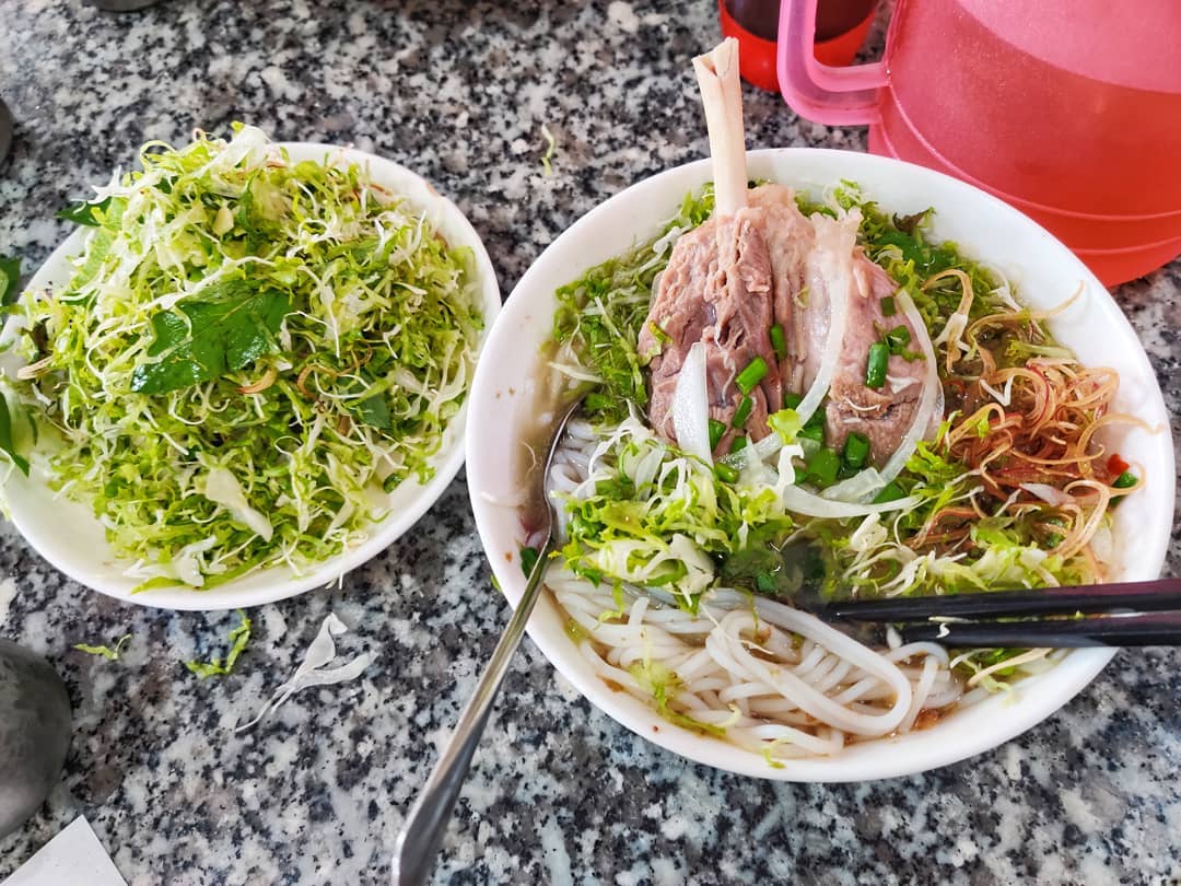 Bún ăn kèm rau sẽ ngon hơn