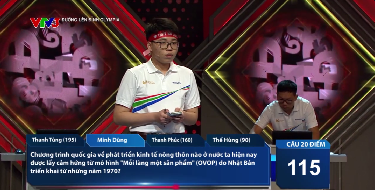 Minh Dũng là người Về đích thứ 3 với 1 câu trả lời đúng. Thanh Tùng và Thế Hùng lần lượt đưa ra đáp án chính xác và giành điểm trong lượt thi của Minh Dũng. 