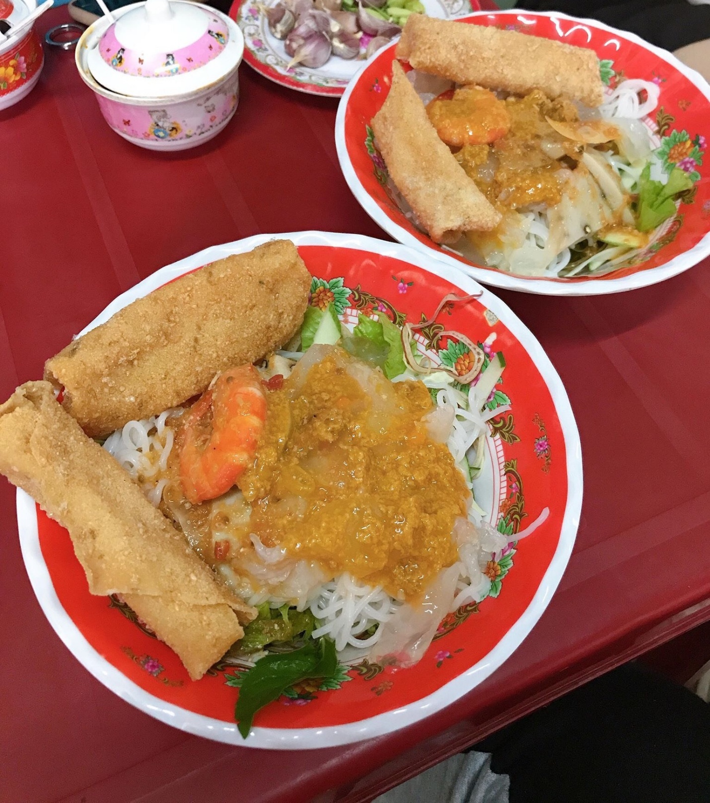 Món bún giấm nuốc Huế siêu đậm đà