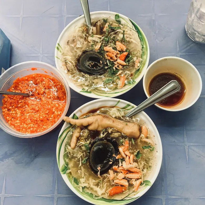 Phần súp cua full topping đặc sản Sài Gòn 