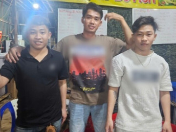 3 chàng trai dũng cảm lao ra biển cứu 2 nữ sinh thoát đuối nước