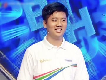 Nam sinh trường huyện ở Tiền Giang giành chiến thắng nghẹt thở tại Olympia 2025, điểm cầu thứ 2 đã có chủ