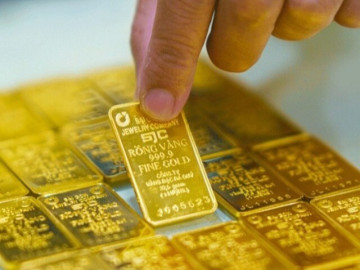 Sáng 1-5, giá vàng miếng SJC rớt cả triệu đồng/lượng