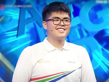 Bảo vệ thành công ngôi vị dẫn đầu suốt 4 phần thi, nam sinh Nghệ An chốt danh sách thi tháng Olympia 2025