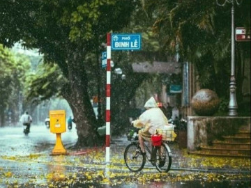 Một thoáng gió Đông Bắc khiến miền Bắc giảm nắng, chiều nay Hà Nội có thể mưa