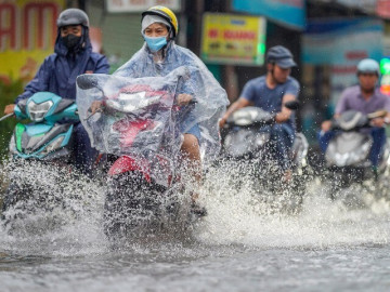 TPHCM mưa liên tục đến cuối tuần, có nơi mưa rất to
