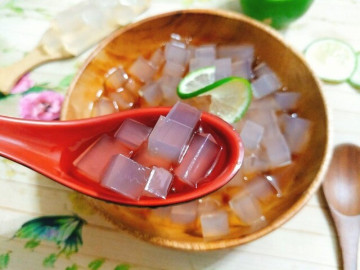 Món ăn đặc sản Quảng Ngãi giải khát mùa hè, nhìn tưởng thạch rau câu nhưng đậm vị biển cả, giá rẻ giật mình
