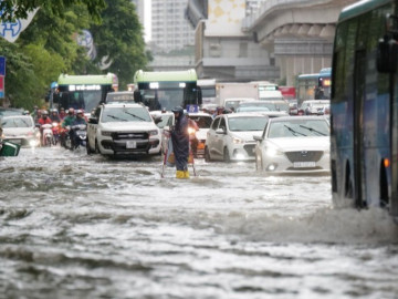 Cảnh giác với thời tiết cực đoan, mưa lớn và nắng nóng kéo dài trong tháng 7