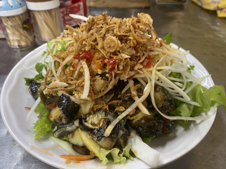 Món gỏi ốc đặc biệt