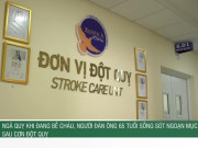 Clip Eva - Ngã quỵ khi đang bế cháu, người đàn ông 65 tuổi sống sót ngoạn mục sau cơn đột quỵ