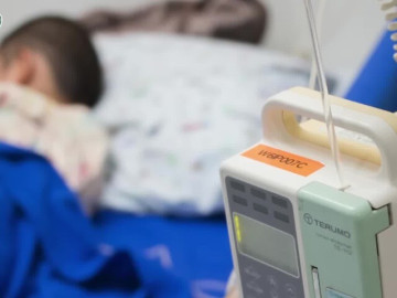 Tự điều trị đau bụng tại nhà, bé trai bị vỡ ruột thừa