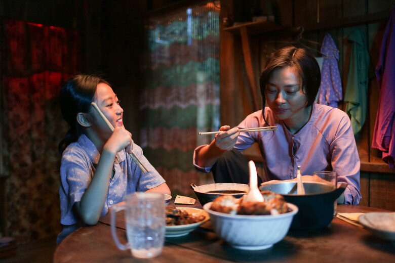 con gái ngô thanh vân từng suy dinh dưỡng giờ ra dáng thiếu nữ hở ra là bị cấm xem phim mình đóng - 5