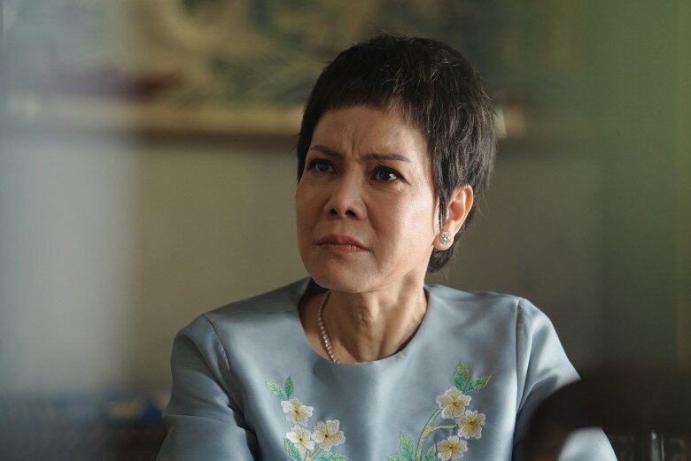 Cùng sinh năm 1976: Việt Hương ở biệt thự gần 300 tỷ được chồng cưng chiều, Hoàng Yến 4 lần ly hôn amp;#34;trắng tayamp;#34; - 2