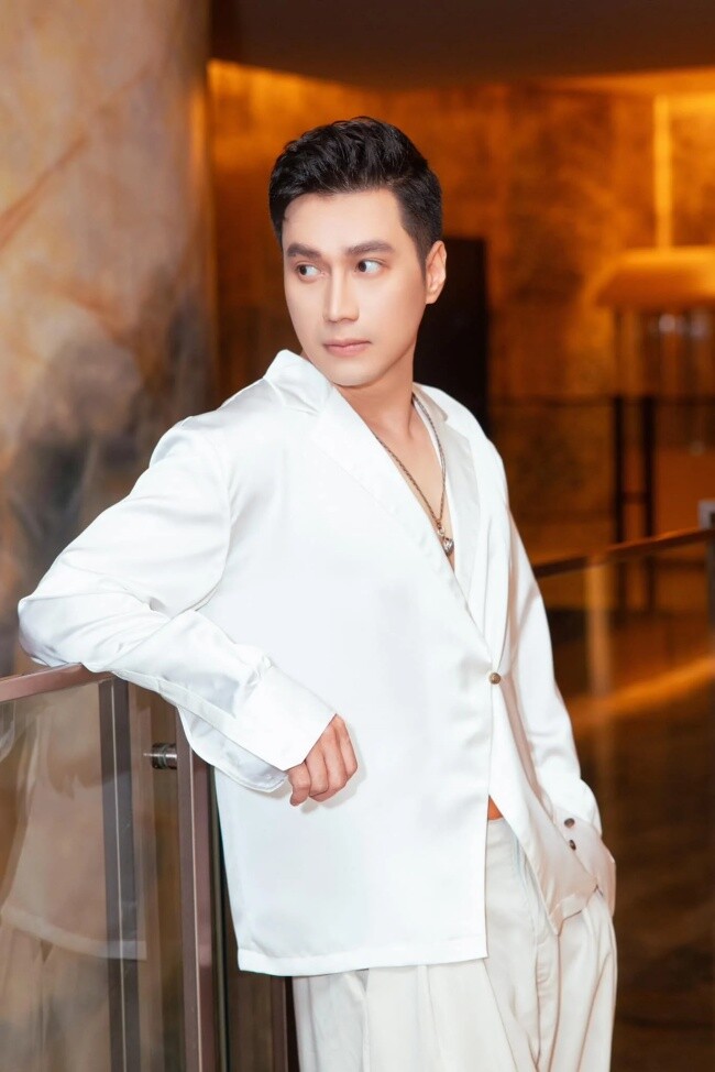 Dù vậy, nam diễn viên vẫn khao khát tìm được tình yêu đích thực.