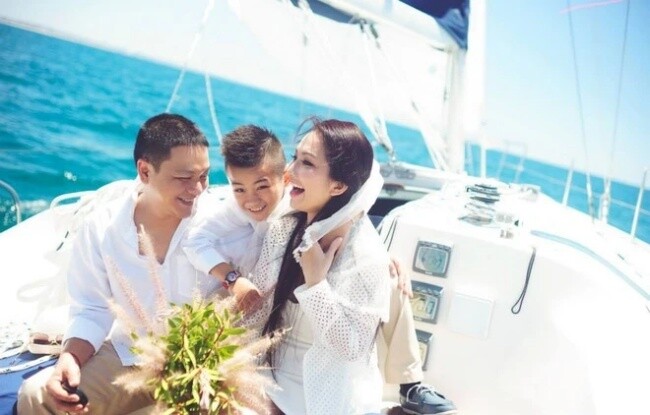 Hạnh phúc thực sự mỉm cười khi Kim Hiền gặp được doanh nhân Andy.