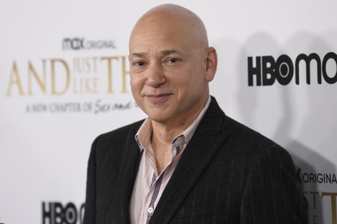 Evan Handler mạnh mẽ điều trị bệnh suốt 5 năm trời.