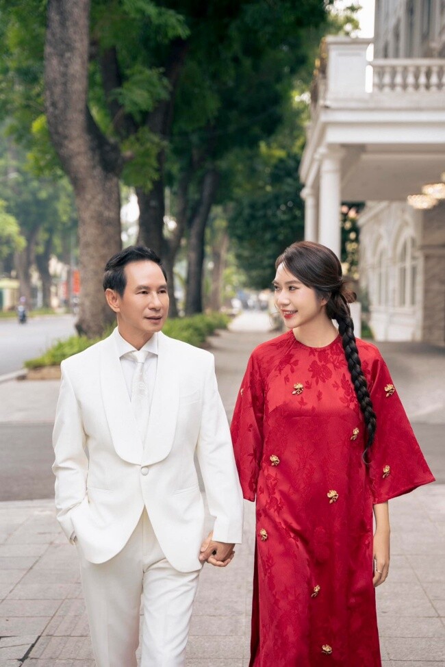 Minh Hà nhận định chủ đề âm nhạc và idol mà Lý Hải khai thác trong Lật Mặt 8 hiện đang là xu hướng. 