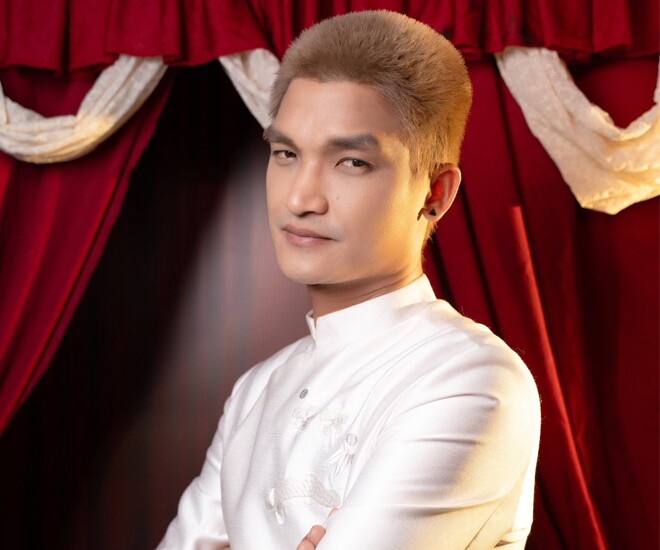 Mạc Văn Khoa trong ngày ra mắt phim mới.