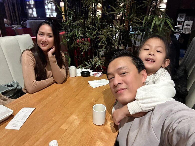 Lam Trường và bà xã chênh lệch nhau 17 tuổi.