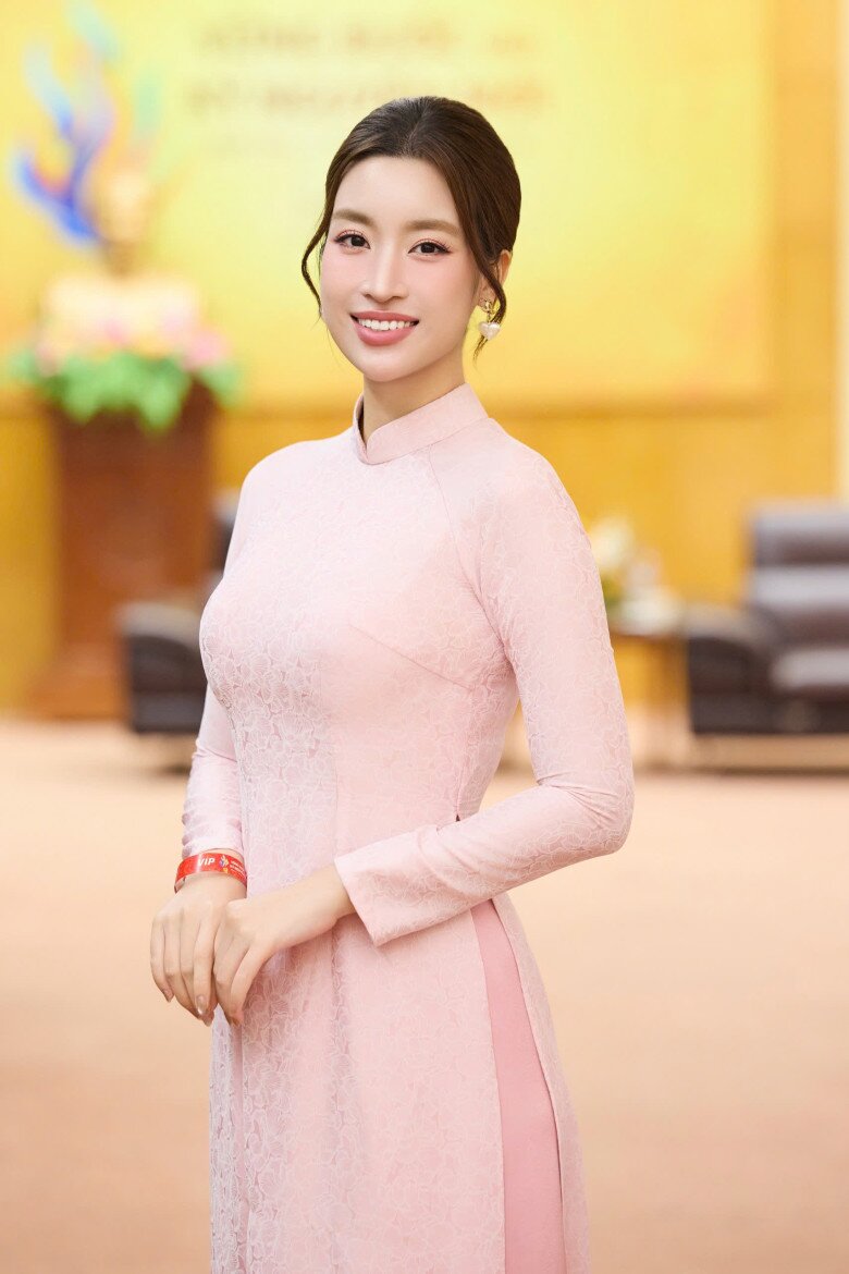 Nàng hậu được gia đình chồng tin tưởng giao cho vị trí lãnh đạo trong công ty của gia đình.