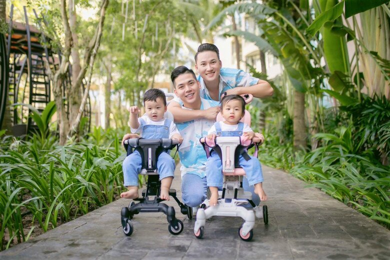 Gia đình hạnh phúc của Thanh Đoàn và Hà Trí Quang.