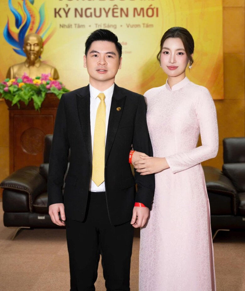 Cuộc sống làm dâu hào môn của Đỗ Mỹ Linh khiến dân tình ngưỡng mộ.