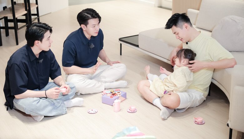 Ninh Dương Story khiến khán giả thích thú với những màn dỗ dành bé Pam.