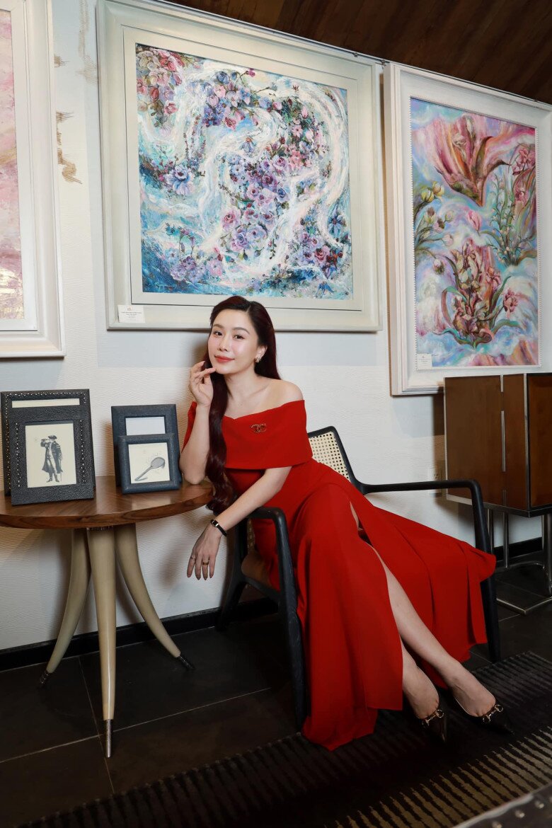 Anh Thơ được đặt biệt danh là “MC nổi tiếng nhất miền Tây”.